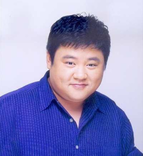 金學峰：昏迷不醒，險些成為植物人，老婆懷孕6個月不離不棄