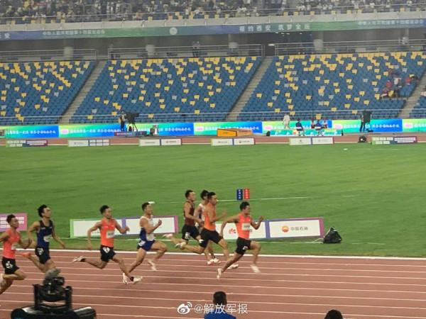 全運會百米決賽 蘇炳添9秒95奪冠