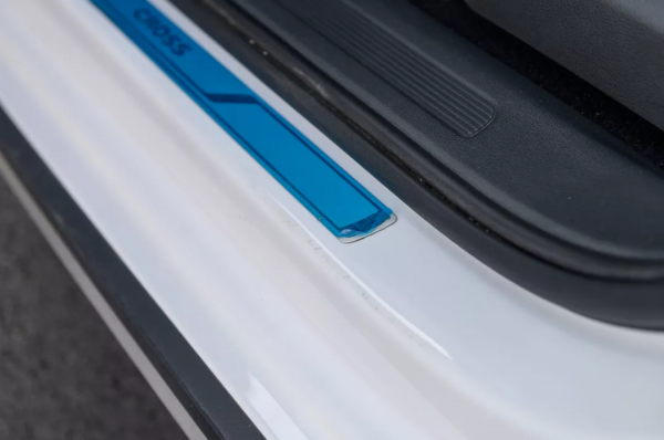 里程沒破萬，車價省4萬！二手準新頂配7座大眾途安L