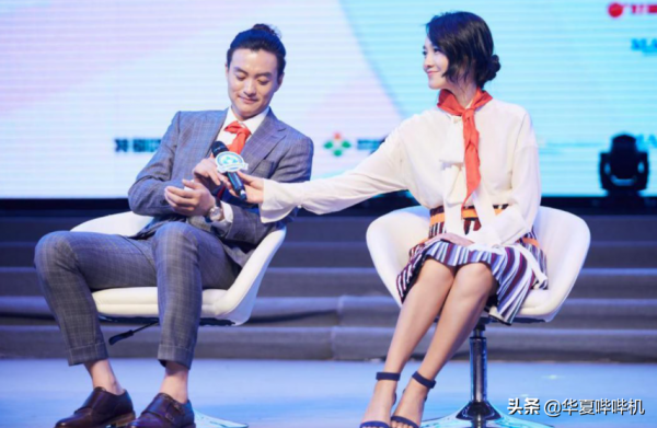 十年龍套無人識，一句加錢天下知，週一圍經歷了什麼？