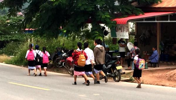 自駕出國旅行玩什麼？（02）漫談自駕旅行寮國