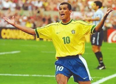 足球王國巴西隊歷屆最強10號 足球王國巴西隊歷屆最強10號