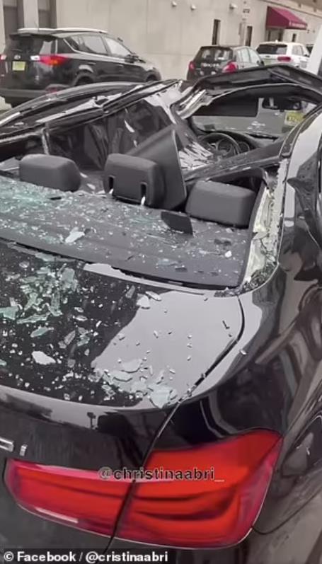 美國男子從30米高跳樓自殺,砸爆一輛車,自己居然沒事生還 美國男子從30米高跳樓自殺,砸爆一輛車,自己居然沒事生還