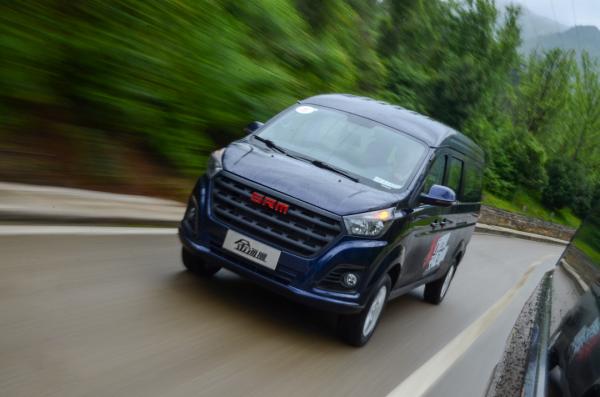 三個亮點滿足“宜商宜家”，試駕華晨鑫源金海獅