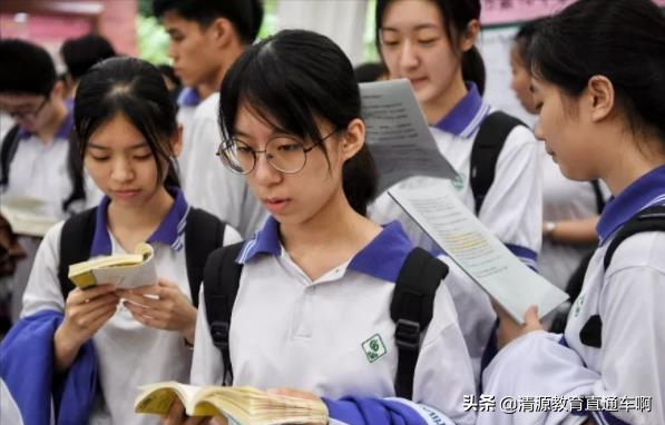 學生想讀985高校，有兩科成績不能低於120分，學生要抓住機會