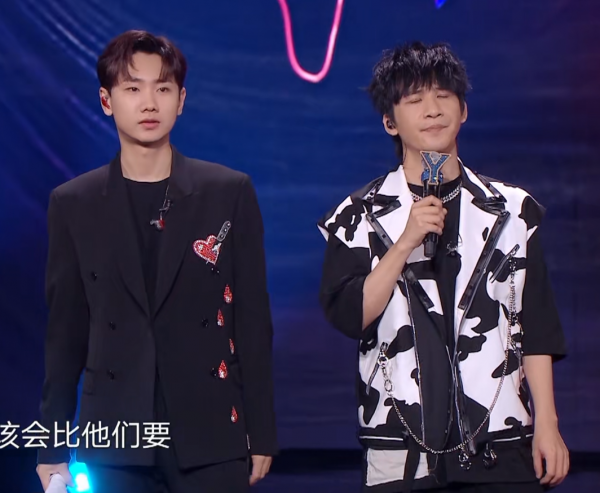 我們的歌:歌手投票僅得20分,單依純和周筆暢第二首歌曲聽不到了 我們的歌:歌手投票僅得20分,單依純和周筆暢第二首歌曲聽不到了