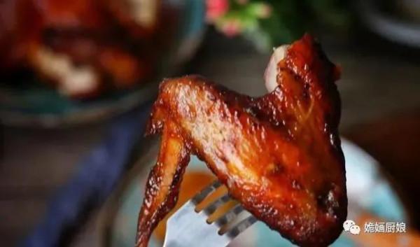 秘製烤雞，十步吃一隻，千里不留行