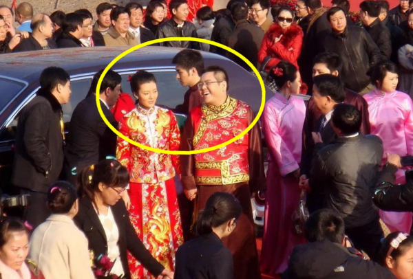 嫁入豪門卻遭破產的女星:有人替夫還債,有人婚後發現老公是騙子 嫁入豪門卻遭破產的女星:有人替夫還債,有人婚後發現老公是騙子