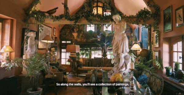 被迪奧開除後，他歸隱法國鄉間，改造後的老房子美得無藥可救