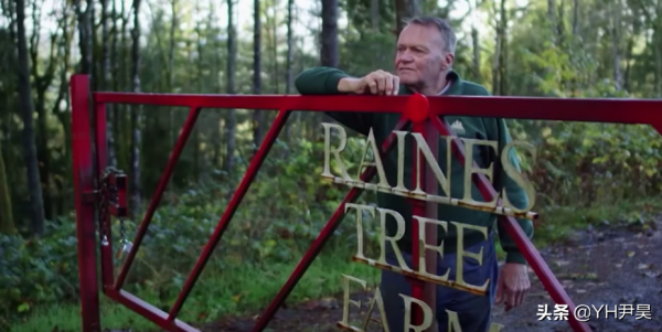 震驚美國的詐騙奇案，女騙子讓自己17歲女兒嫁給60歲老男人