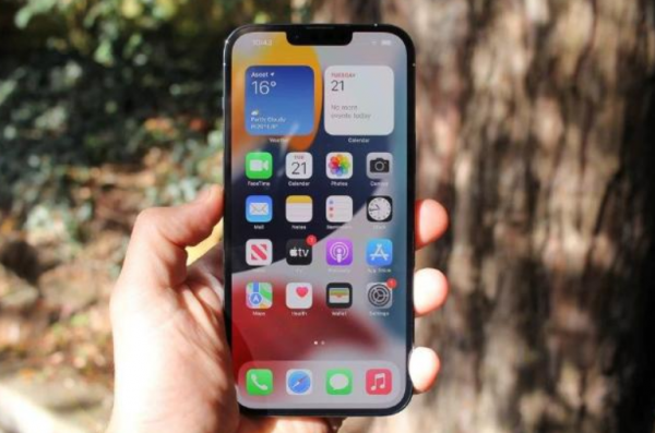 iPhone15Pro渲染圖