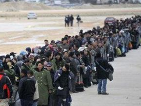 2011年利比亞撤僑,為何讓很多西方人羨慕?就連其媒體都誇讚中國 2011年利比亞撤僑,為何讓很多西方人羨慕?就連其媒體都誇讚中國