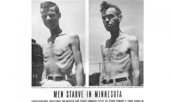 節食6個月後，他舉起斧頭砍下了自己的手指