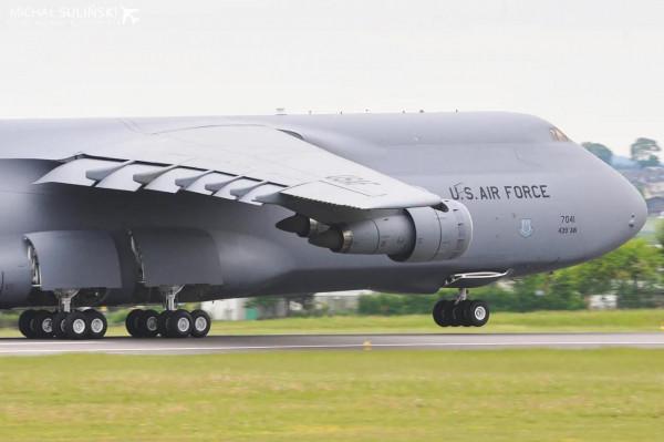 C-5“銀河”運輸機圖集（270圖）