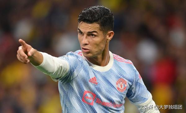 英超球員稱，如果自己跟C羅同隊，後者賽前吃馬糞自己也會跟著