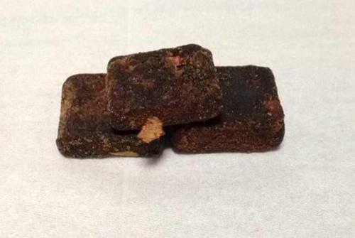 45歲後的女人不要太節約,常吃4種“零食”,補充雌激素,抗衰老 45歲後的女人不要太節約,常吃4種“零食”,補充雌激素,抗衰老