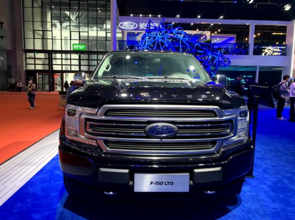 全尺寸皮卡福特F-150,搭載3.5T V6發動機,既能載人也能拉貨 全尺寸皮卡福特F-150,搭載3.5T V6發動機,既能載人也能拉貨