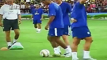 花式足球技巧之墨西哥寬邊帽 花式足球技巧之墨西哥寬邊帽