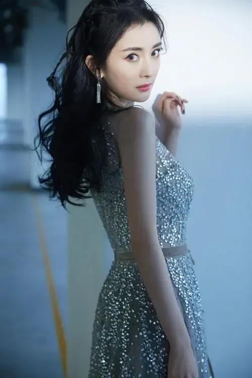 楊冪驚豔寫真集2 楊冪驚豔寫真集2