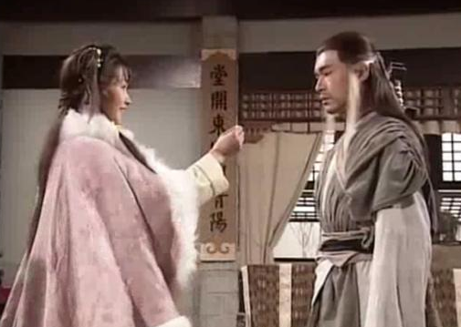 兩拒天王嫁老外,巔峰時因病隱退,變身白衣護士的李綺紅近況如何 兩拒天王嫁老外,巔峰時因病隱退,變身白衣護士的李綺紅近況如何