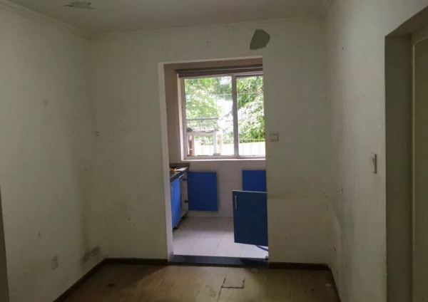 僅僅37平的空間，也能搖身變成婚房，溫馨到讓人羨慕