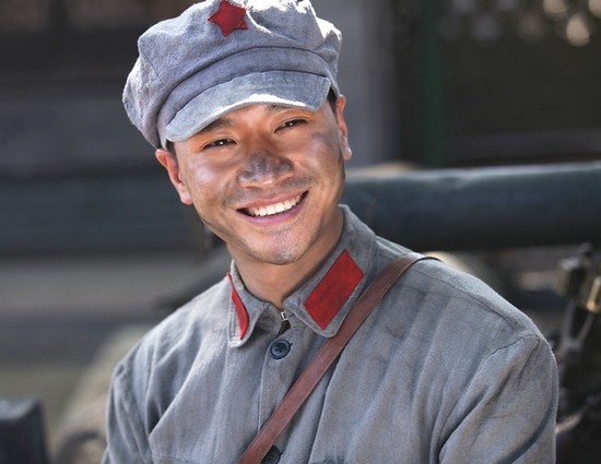 上級讓他當許光達的副手，他拒絕任命，授銜時許是大將他是中將