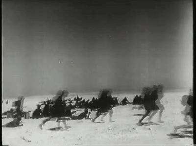 不就想投降麼?咋就那麼費勁,還得揍你一頓 不就想投降麼?咋就那麼費勁,還得揍你一頓