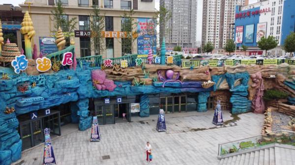 終於打卡了那個不可思議的萌寵館！你們會養這些奇葩寵物嗎？