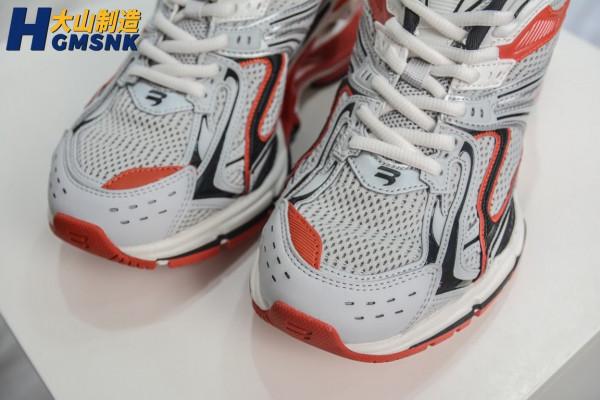 「大山製造」白紅 Balenciaga 巴黎世家X-Pander 6.0復古彈簧鞋 「大山製造」白紅 Balenciaga 巴黎世家X-Pander 6.0復古彈簧鞋