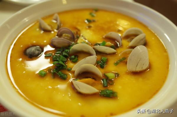 中秋節放假安排，團圓家宴菜譜，10菜1湯，3冷盤7熱菜，葷素搭配