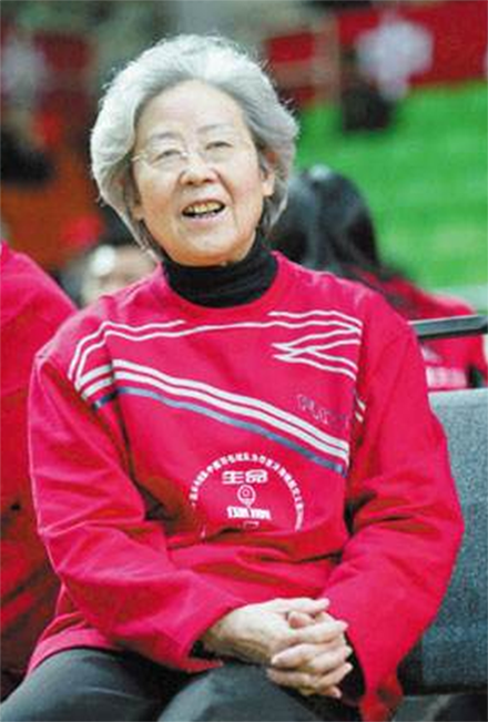 邱鍾惠:1963年退役轉幕後,轉行第二年獲頭婚,年近花甲創業 邱鍾惠:1963年退役轉幕後,轉行第二年獲頭婚,年近花甲創業