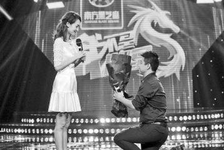 “乒乓冠軍”王皓：30歲娶美妻，32歲面臨婚姻危機，他如何化解？