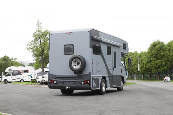 上汽躍進H500輕卡房車空間超大，給你一個移動的家