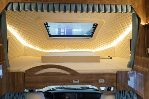 想要又大又豪華的客廳?這賽沸爾房車,兼顧旅居商務的最佳車型 想要又大又豪華的客廳?這賽沸爾房車,兼顧旅居商務的最佳車型