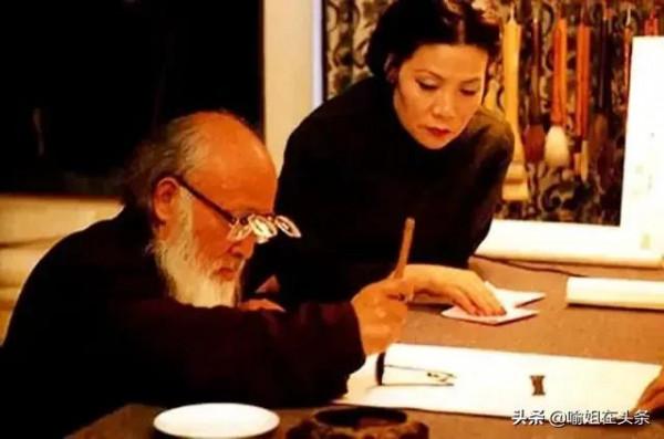 張大千教小姑娘學畫，6年後還娶了她，送她一幅畫賣了4377萬