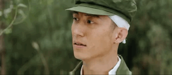 新劇丨《王牌部隊》書寫近40年強軍歷程，開局很正點