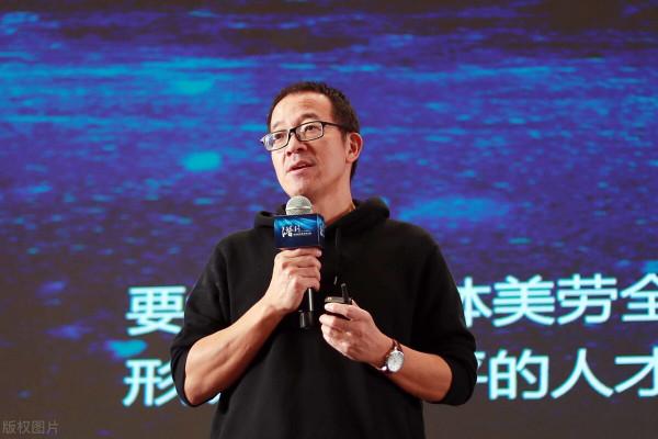 2021年度面孔|他們的故事,只有新冠病毒知道 2021年度面孔|他們的故事,只有新冠病毒知道