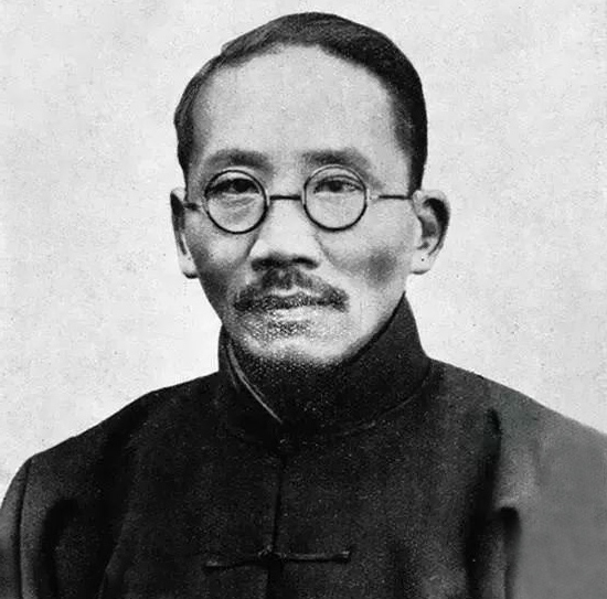 毛主席無錢無勢，是如何到北大圖書館工作的？擔任什麼職務？