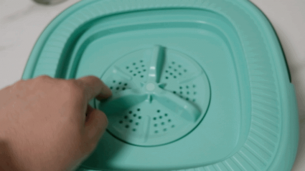 內衣褲分開洗的便攜神器-EraClean世淨摺疊洗衣機開箱體驗