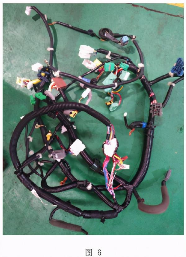 本田鋒範所有故障燈點亮、無轉速錶