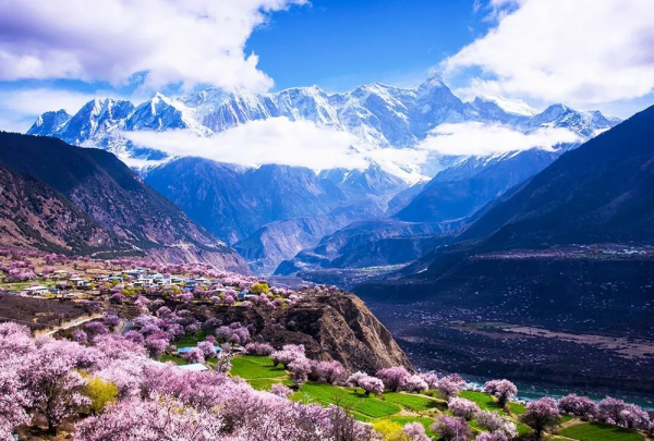 ​陽春3月，草長鶯飛！3月最值得去的12個旅行地，不需攻略，不費錢