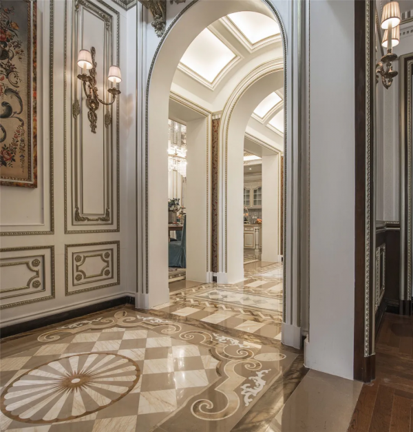 法式宮廷風的燈具選用，這才是真正的凡爾賽