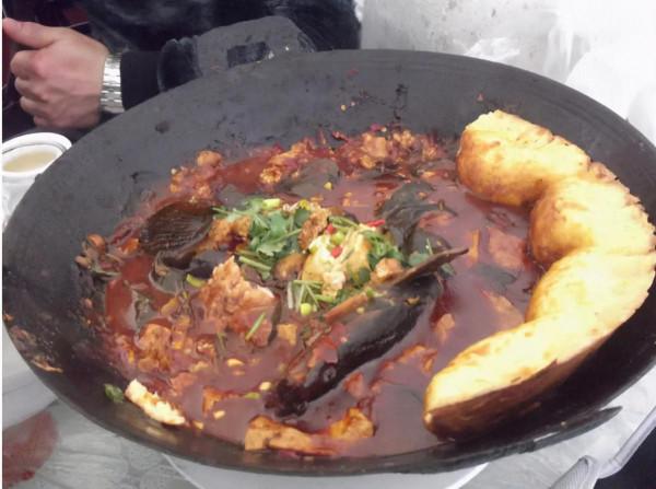 十幾斤重白送沒人要,從街頭美食到遭人唾棄,鬍子鯰經歷了什麼? 十幾斤重白送沒人要,從街頭美食到遭人唾棄,鬍子鯰經歷了什麼?