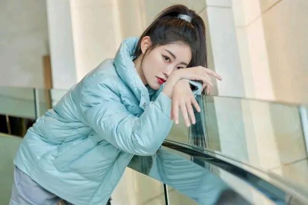 祝緒丹運動穿搭