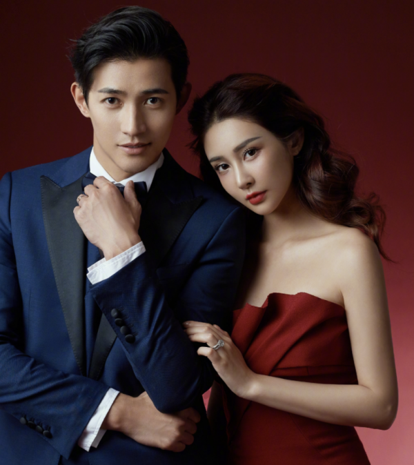 2021年娛樂圈8場唯美婚禮：俊男靚女羨煞旁人，兩對新人奉女成婚