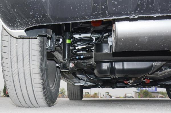 哈弗初戀緊湊型SUV:自動擋9萬起步,外觀和內飾是優勢 哈弗初戀緊湊型SUV:自動擋9萬起步,外觀和內飾是優勢