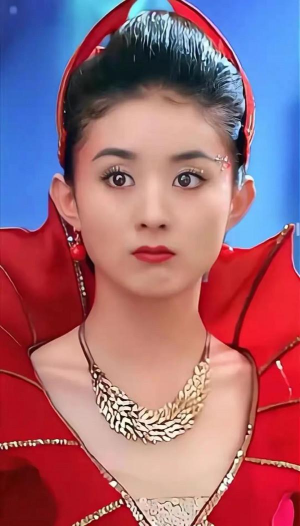 古裝公主趙麗穎，美若天仙，熱心公益的她越來越美