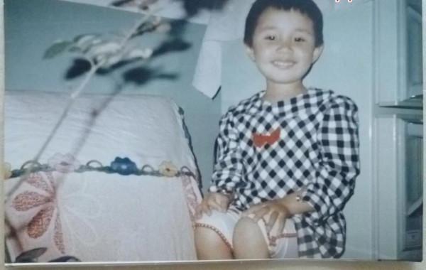 街上的老男孩—小鎮上的少年(會掐算的“六豆嘎螞”) 街上的老男孩—小鎮上的少年(會掐算的“六豆嘎螞”)