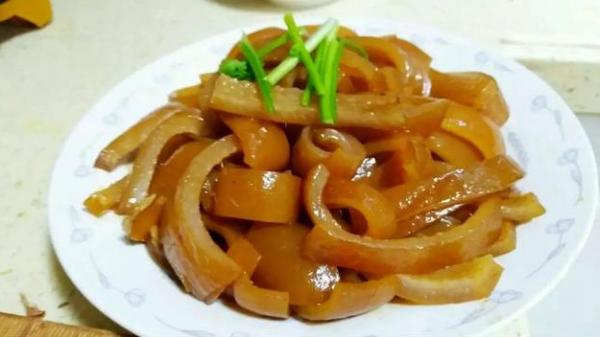 豬皮可以抗衰老？提醒：想要抗衰老，不如多吃這4種食物