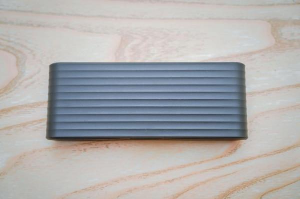 歷史低價買到九盤位萬兆 NAS 機皇：威聯通 TS-H973AX